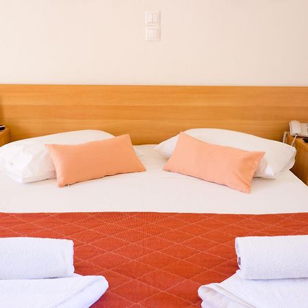 לימנאס Filia Hotel And Apartments מראה חיצוני תמונה